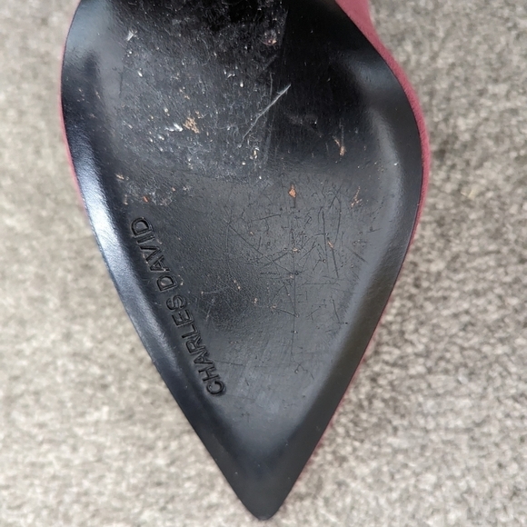 Charles David burgundy suede high heels size 8.5 - Picture 9 of 9